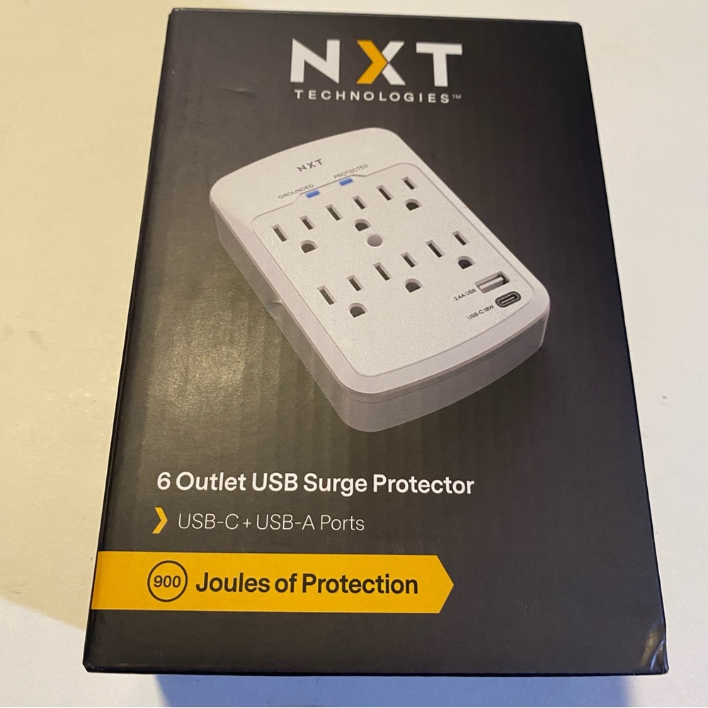 NXT Technologies 6 outlet USB Surge Protector w/USB-C and USB-A ports NIP